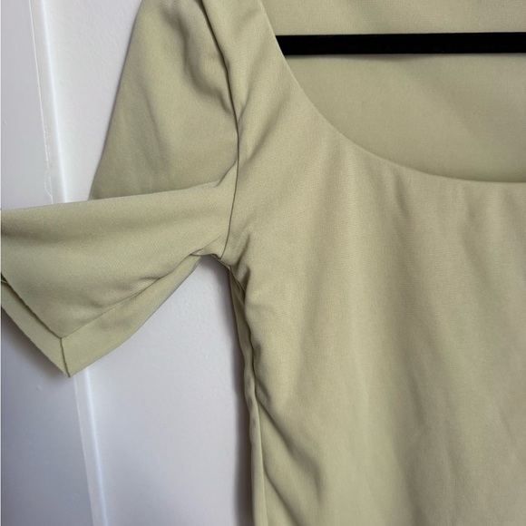 Urban Outfitters Cream Blouse - Picture 2 of 7